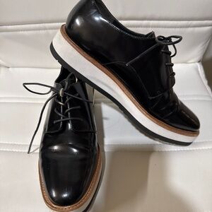 Vince black  platform